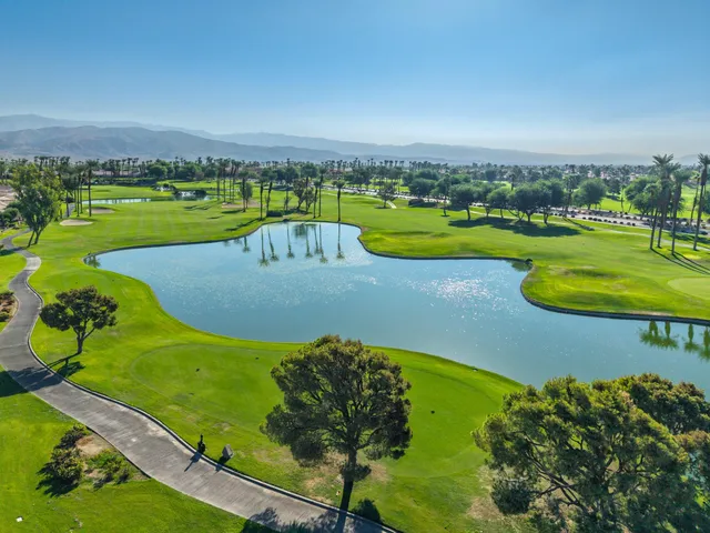 $579,000 | 38324 Sunny Days Drive, Palm Desert, CA 92211