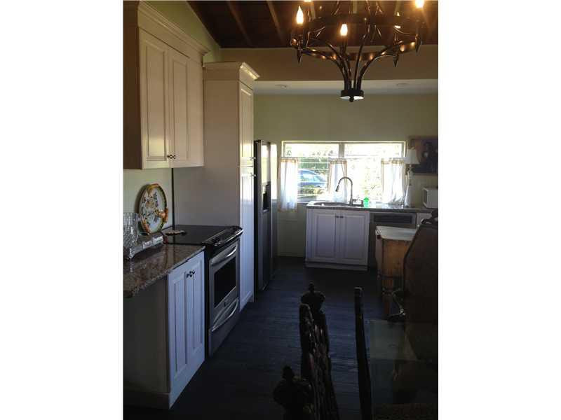 1340 Cordova Road Fort Lauderdale, FL 33316 - Photo 3 of 18 Kitchen