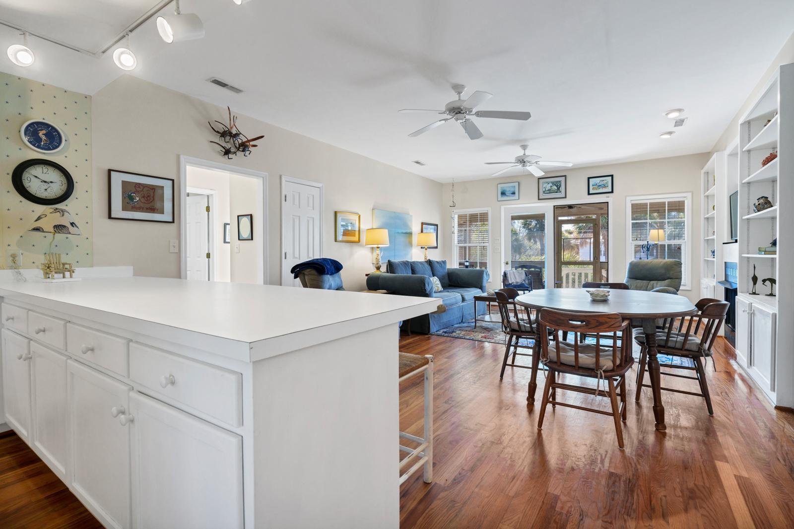 3516 Myrtle Street Edisto Beach, SC 29438 - Photo 6 of 59 8