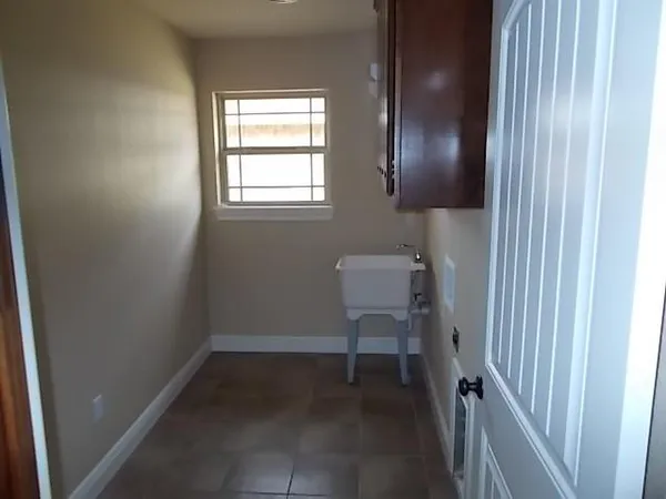 $3,295 | 1326 Briar Cliff Path, Abilene, TX 79602