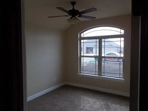 $3,295 | 1326 Briar Cliff Path, Abilene, TX 79602