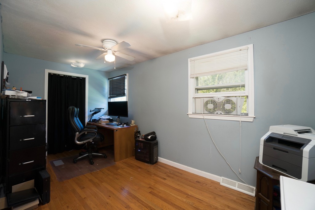 888 Providence Road Northbridge, MA 01588 - Photo 12 of 28 Gallery Image 12