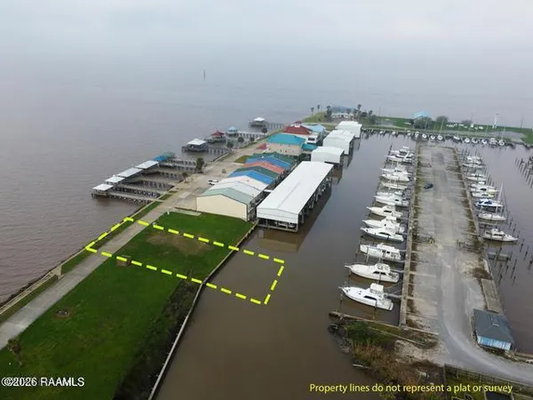 $205,000 | 516 Bayview Lane, Cypremort Point, LA 70538