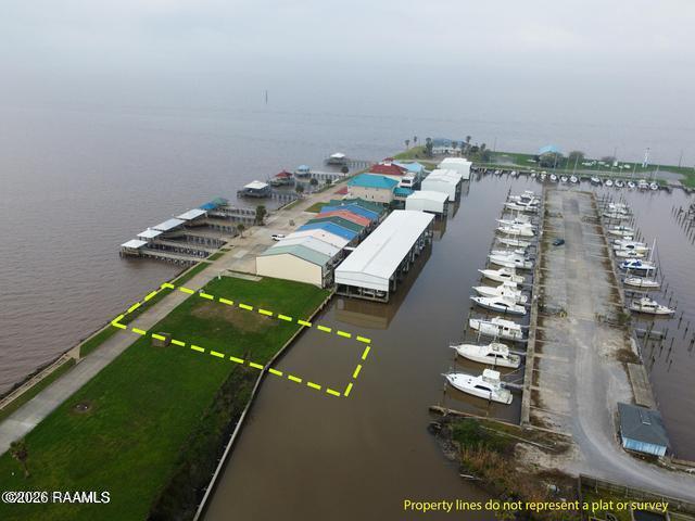 516 Bayview Lane Cypremort Point, LA 70538 - Photo 2 of 5 20230228221435836995000000-o