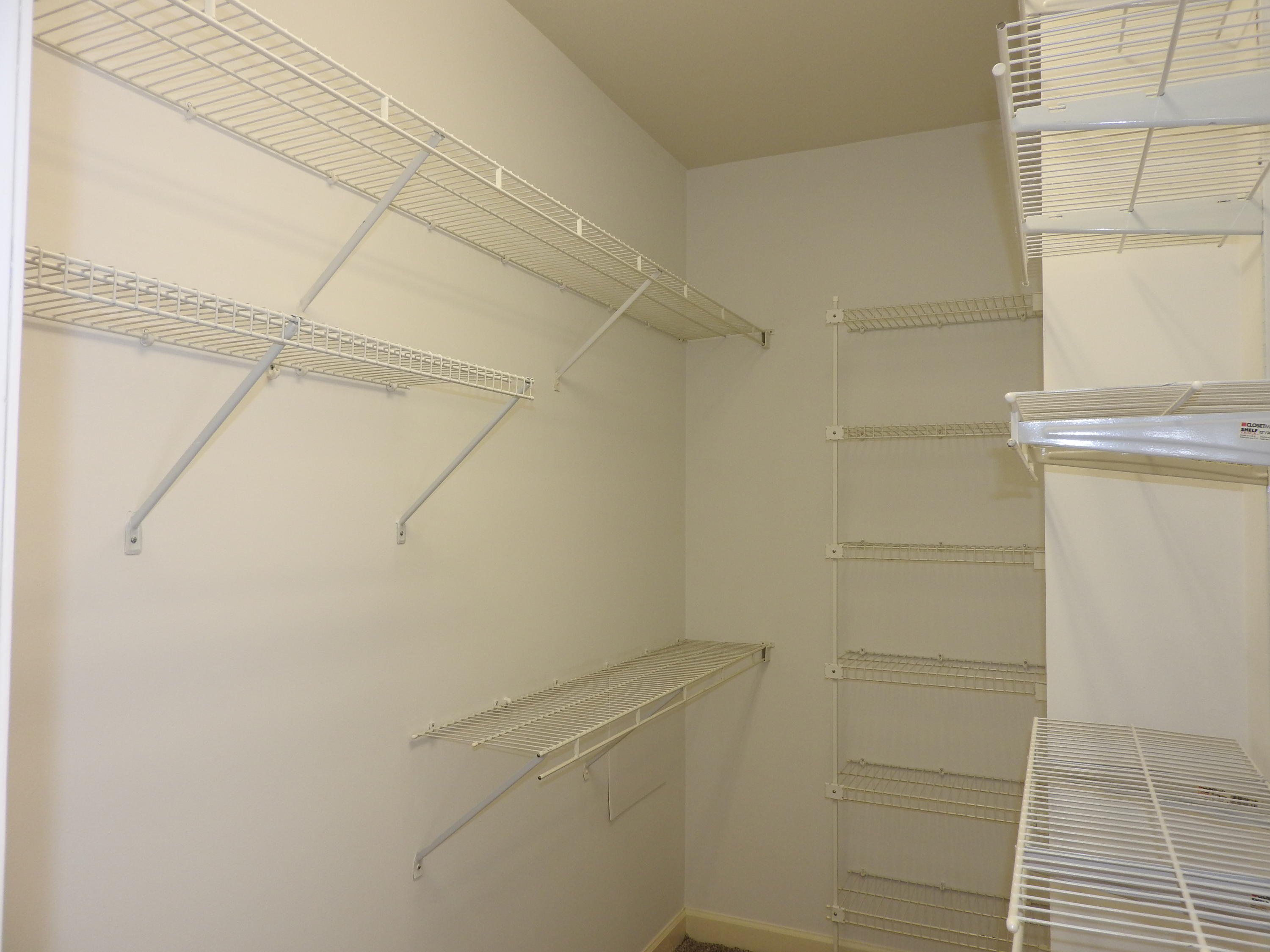 149 MacMillan Road Northeast Cleveland, TN 37323 - Photo 20 of 47 MASTER WALK-IN CLOSET