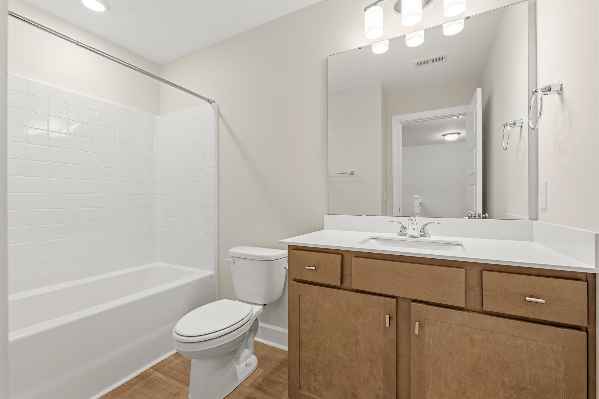 314 Hollenbeck Place Greenville, SC 29607 - Photo 22 of 34