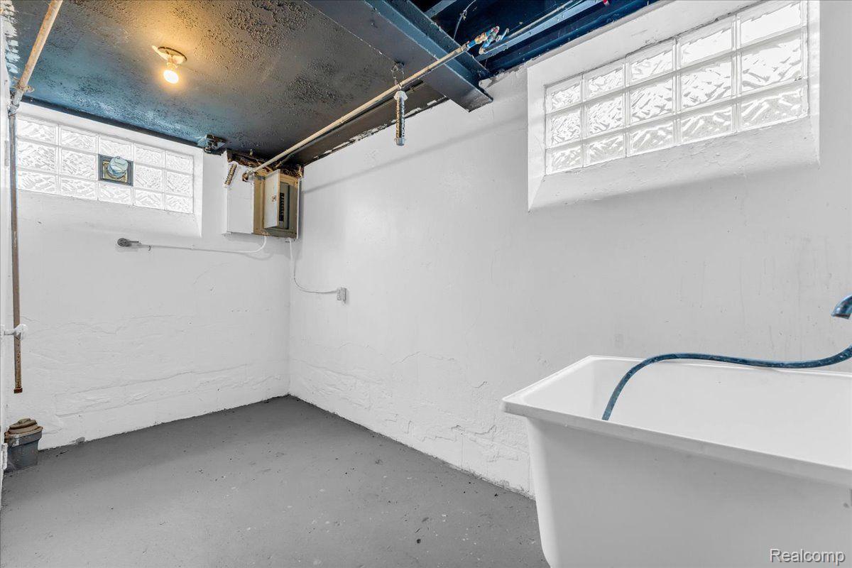 14318 Rutherford Street Detroit, MI 48227 - Photo 23 of 27 Gallery Image 23