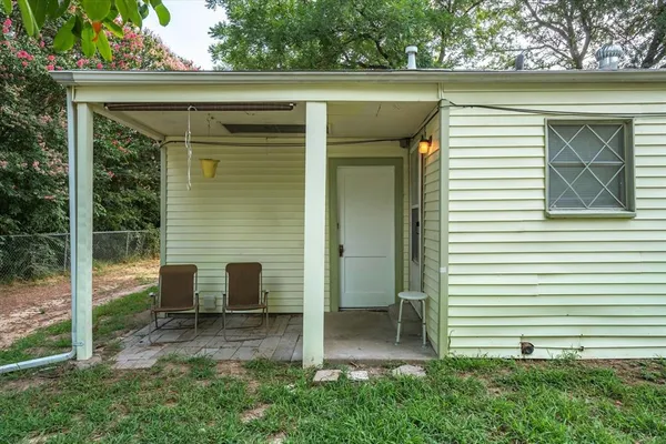 $205,000 | 415 Maple Drive, Terrell, TX 75160
