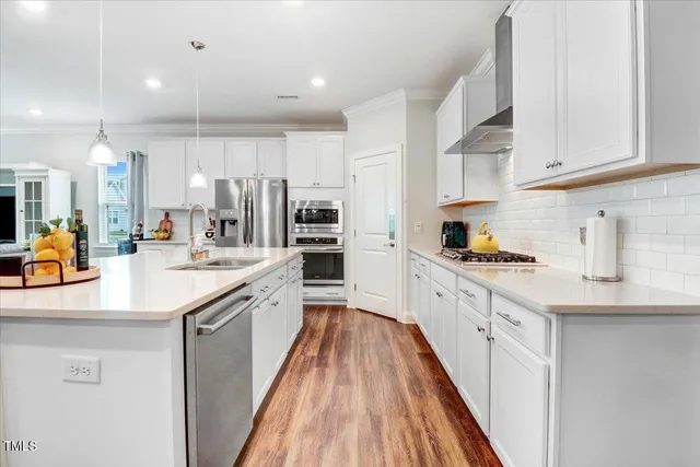 $640,000 | 100 Ivory Lane, Raleigh, NC 27610