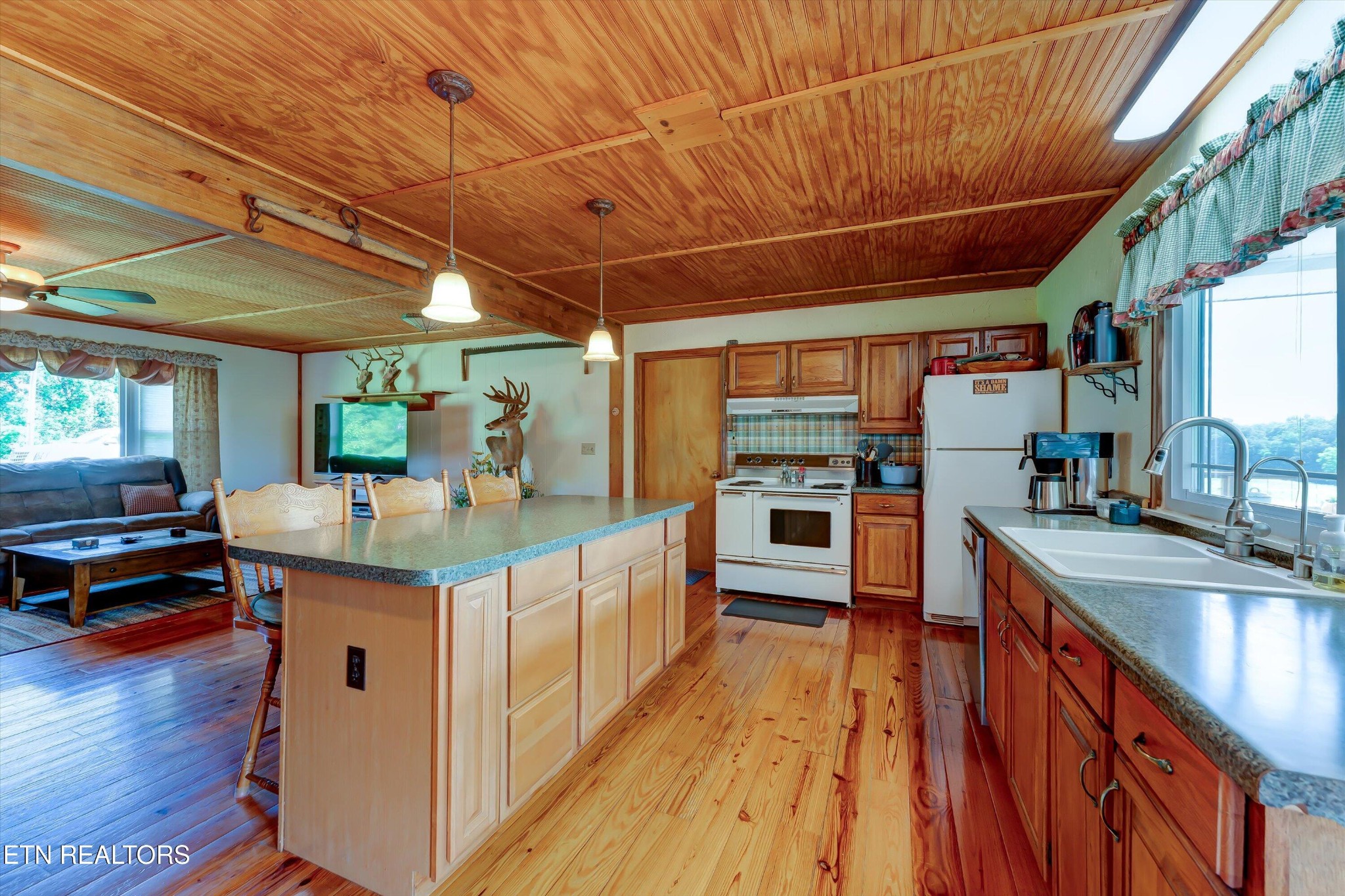 12466 Poplar Springs Road Loudon, TN 37774 - Photo 14 of 32
