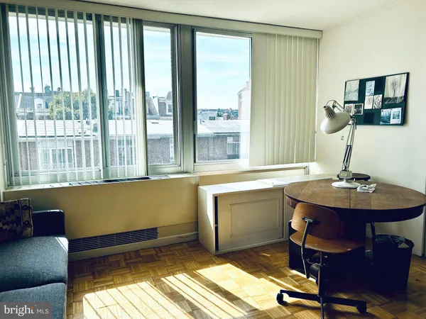 $475,000 | 604 South Washington Square, Unit 217, Philadelphia, PA 19106