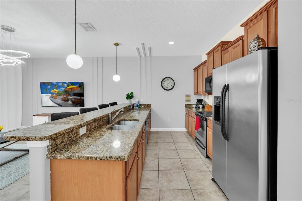 8958 Cat Palm Road Kissimmee, FL 34747 - Photo 9 of 62