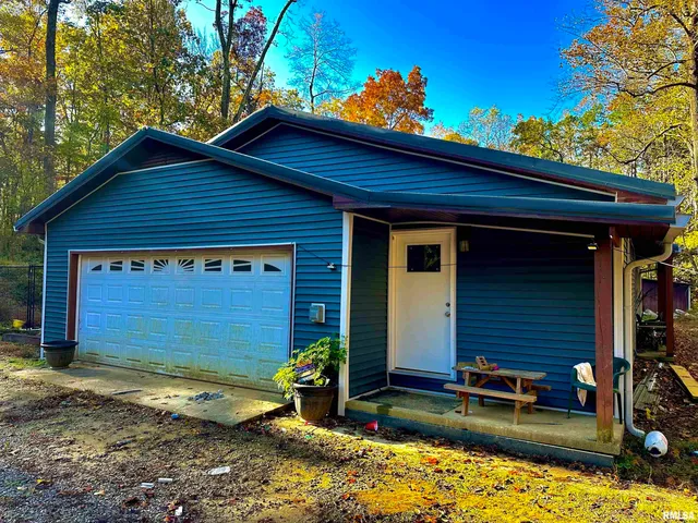 $279,900 | 718 Karbers Ridge Road, Elizabethtown, IL 62931