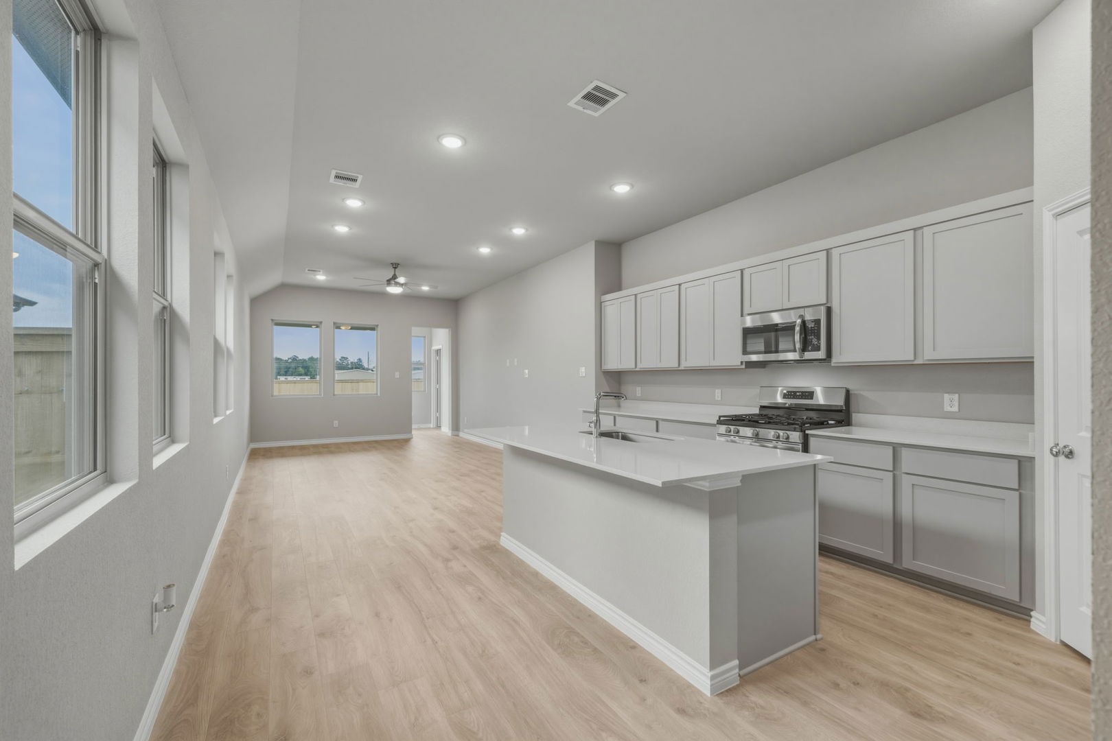 31010 Rena Coast Drive Huffman, TX 77336 - Photo 4 of 28 Kitchen in the Cedar home plan by Trophy Signature Homes – REPRESENTATIVE PHOTO