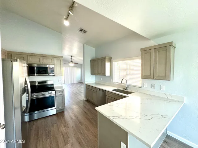 $1,795 | 14084 West Cornerstone Trail, Surprise, AZ 85374