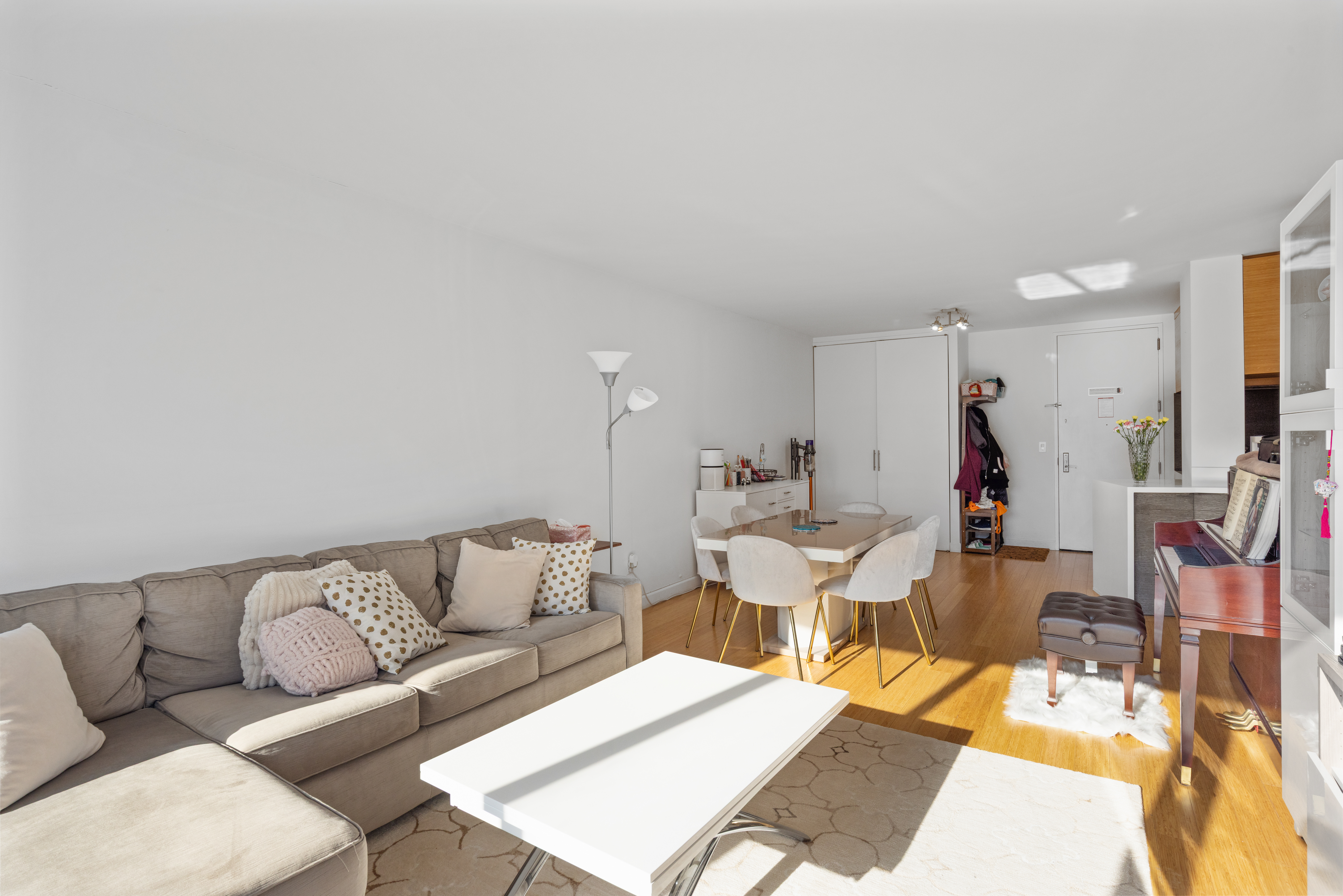 201 West 72nd Street, Unit 8C Manhattan, NY 10023 - Photo 4 of 14