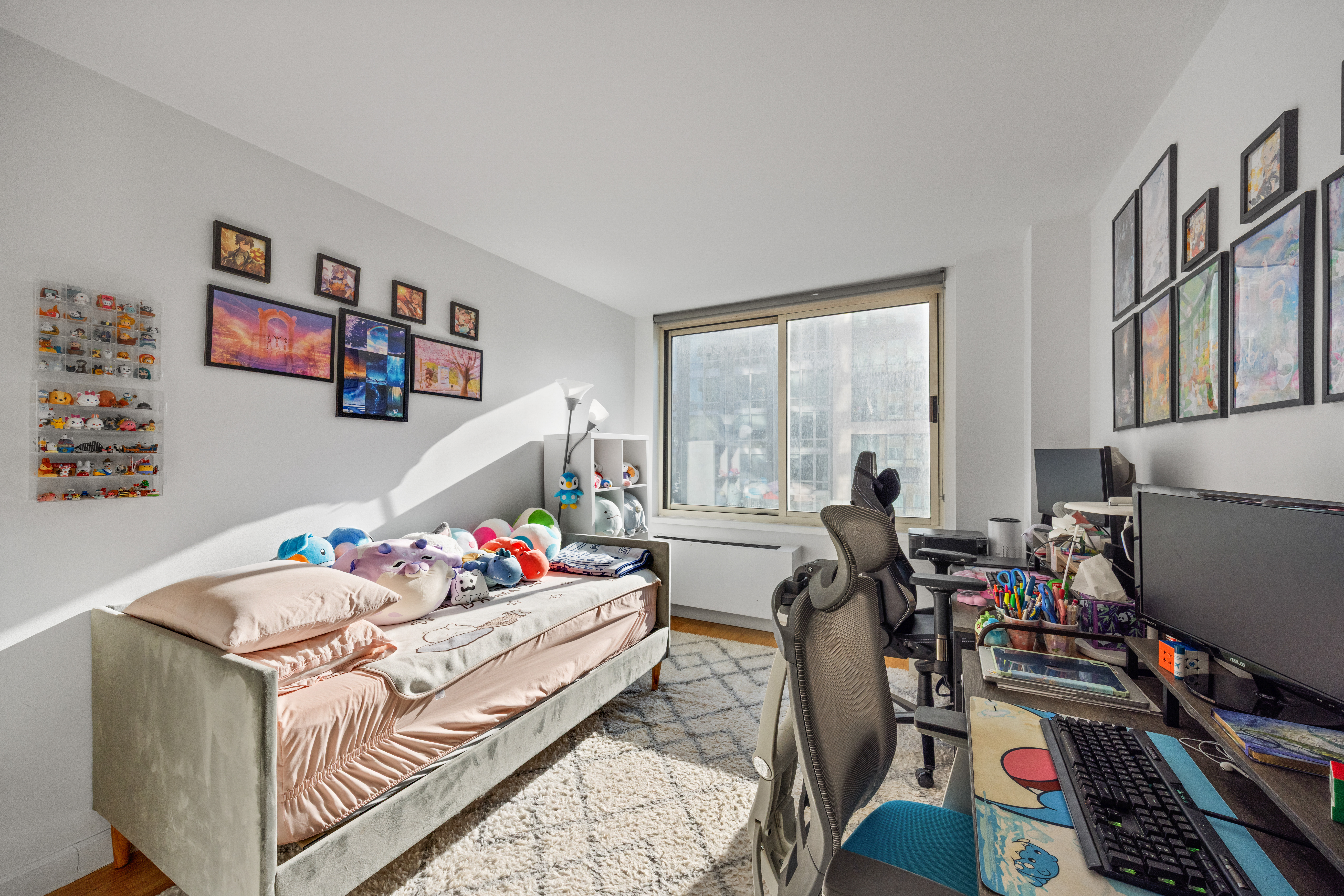 201 West 72nd Street, Unit 8C Manhattan, NY 10023 - Photo 7 of 14