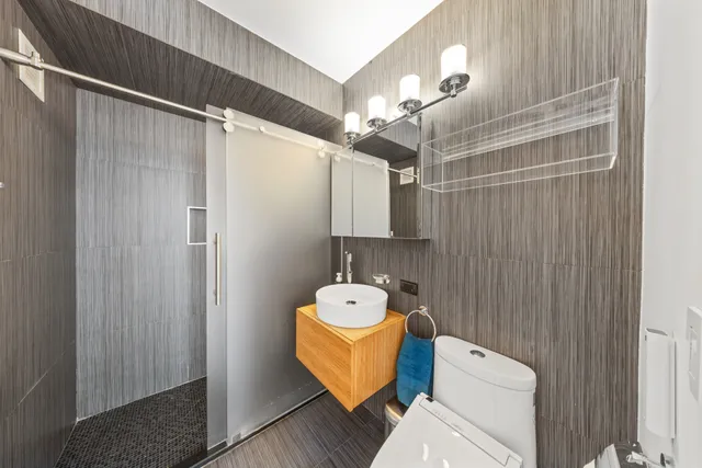 $2,150,000 | 201 West 72nd Street, Unit 8C | Upper West Side