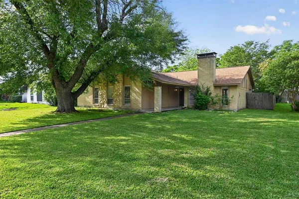 $345,000 | 1813 Baylor Drive, Richardson, TX 75081
