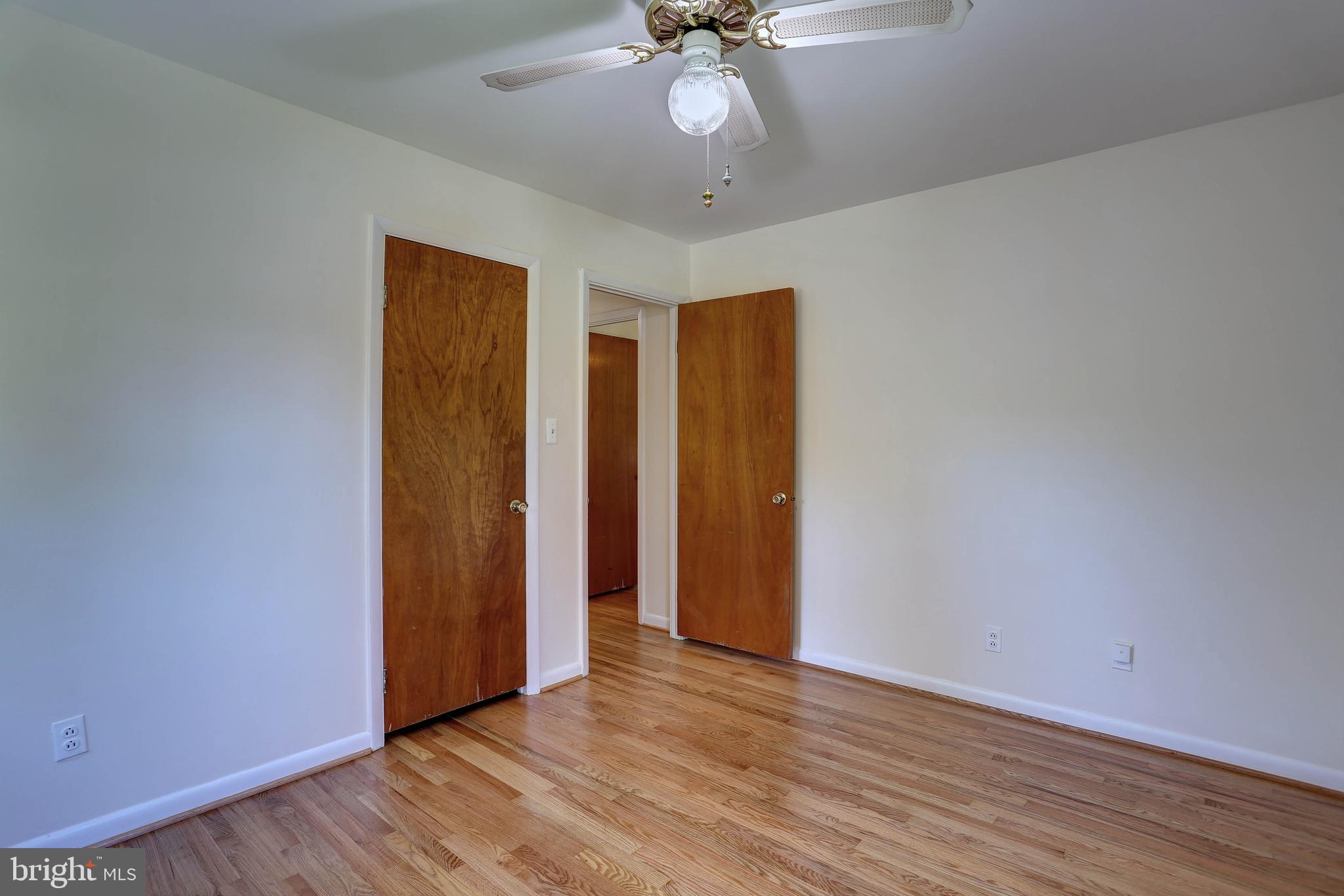 4613 Roundhill Road Ellicott City, MD 21043 - Photo 18 of 39 Bedroom 3