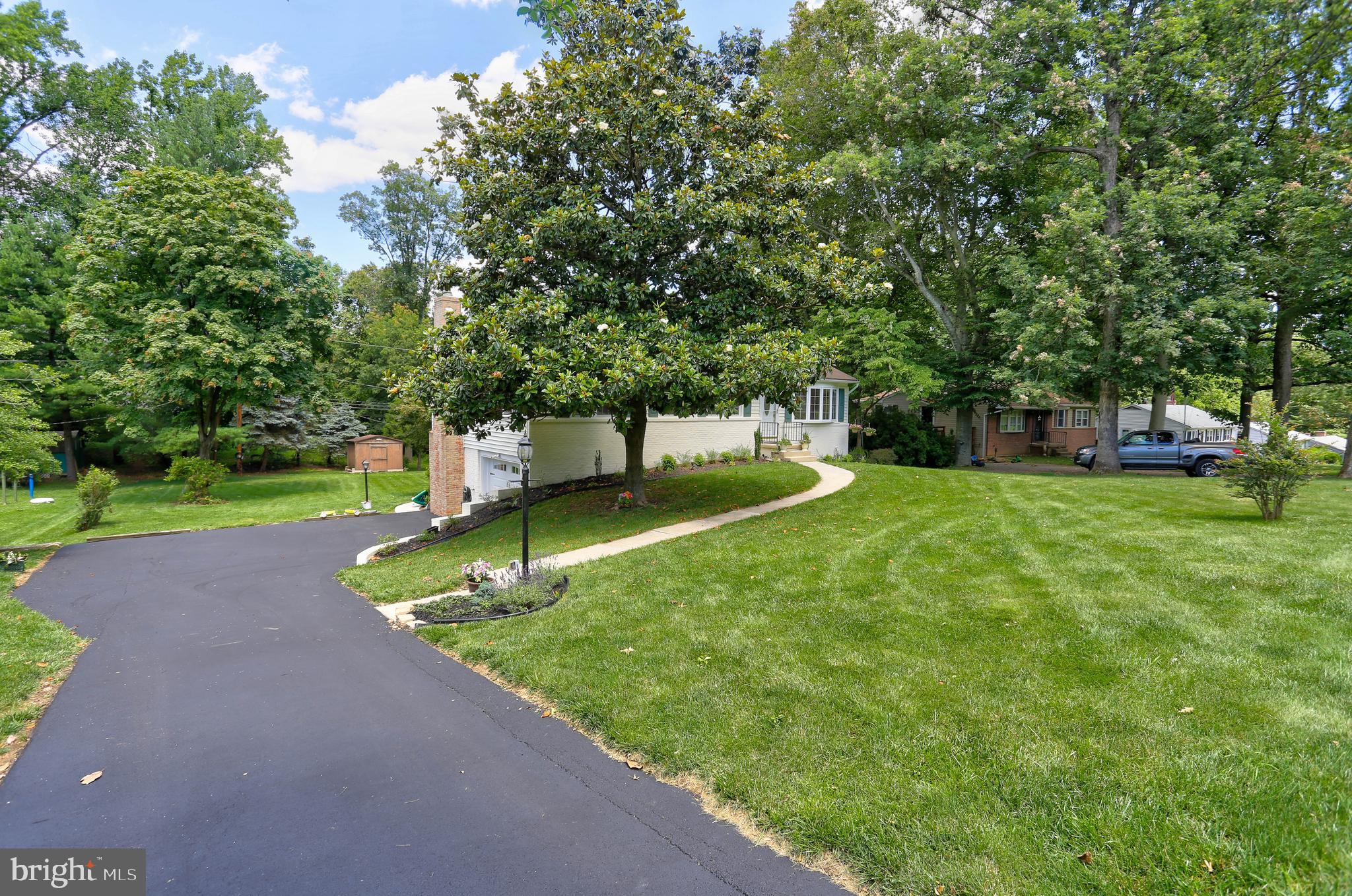 4613 Roundhill Road Ellicott City, MD 21043 - Photo 37 of 39 Exterior Front/Driveway
