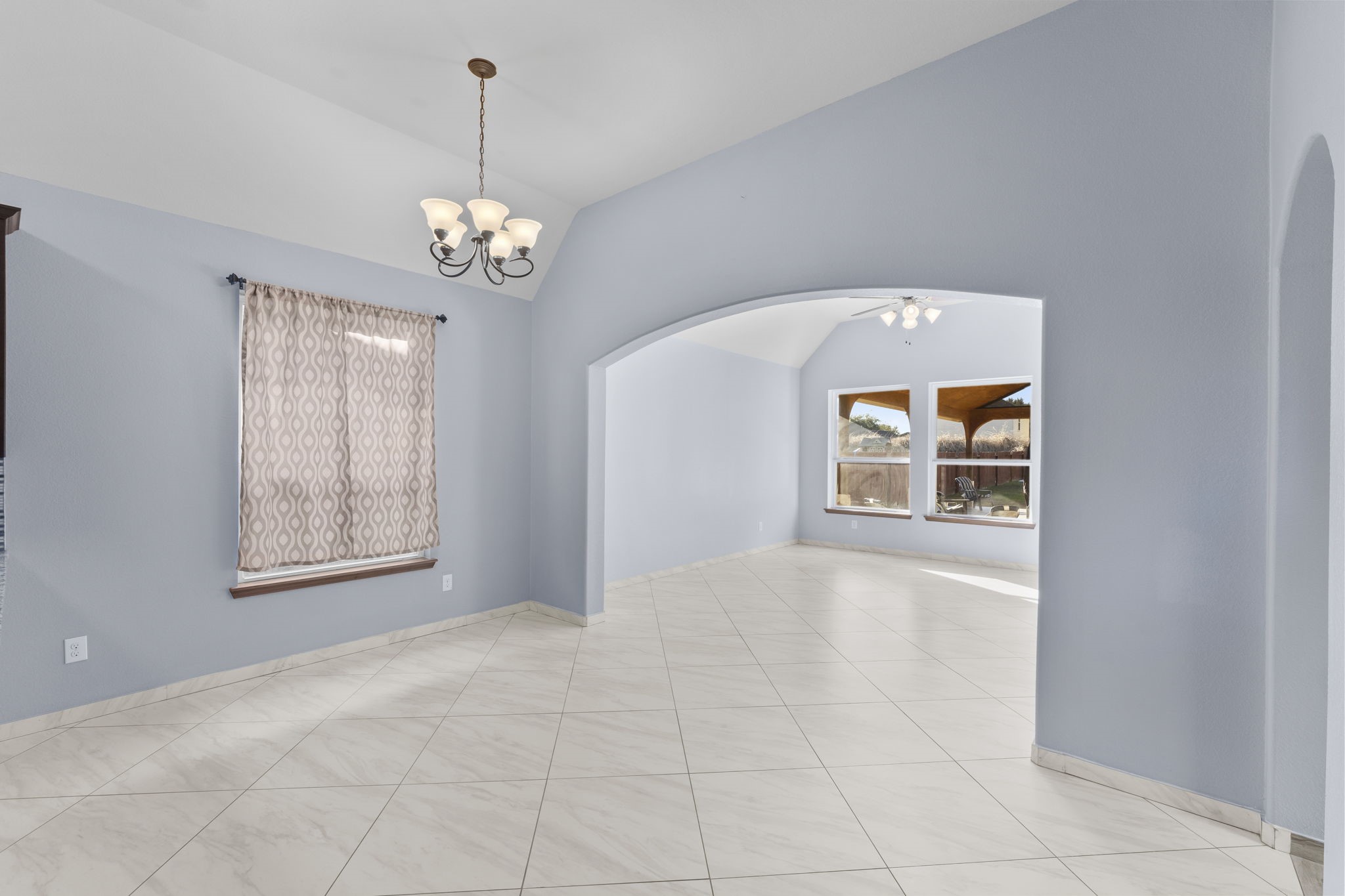 4107 Mossy Spring Lane Spring, TX 77388 - Photo 9 of 44