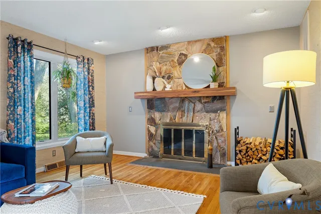 $925,000 | 5 Dilton Court, Henrico, VA 23238