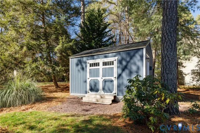 $925,000 | 5 Dilton Court, Henrico, VA 23238