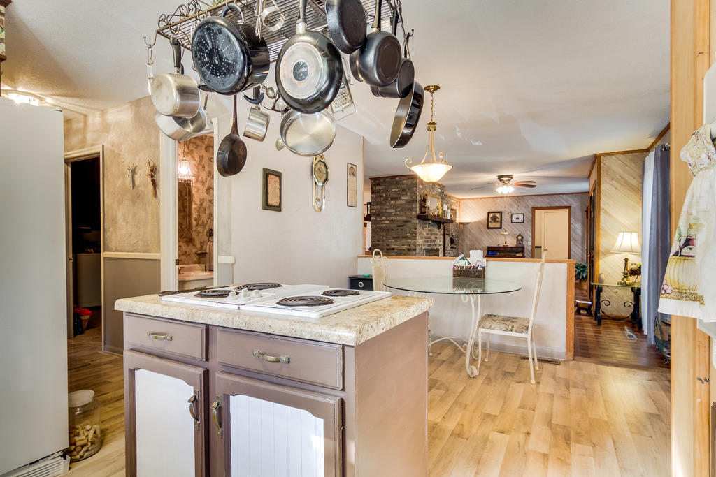 306 State Rd S-15-714 Walterboro, SC 29488 - Photo 7 of 28 7