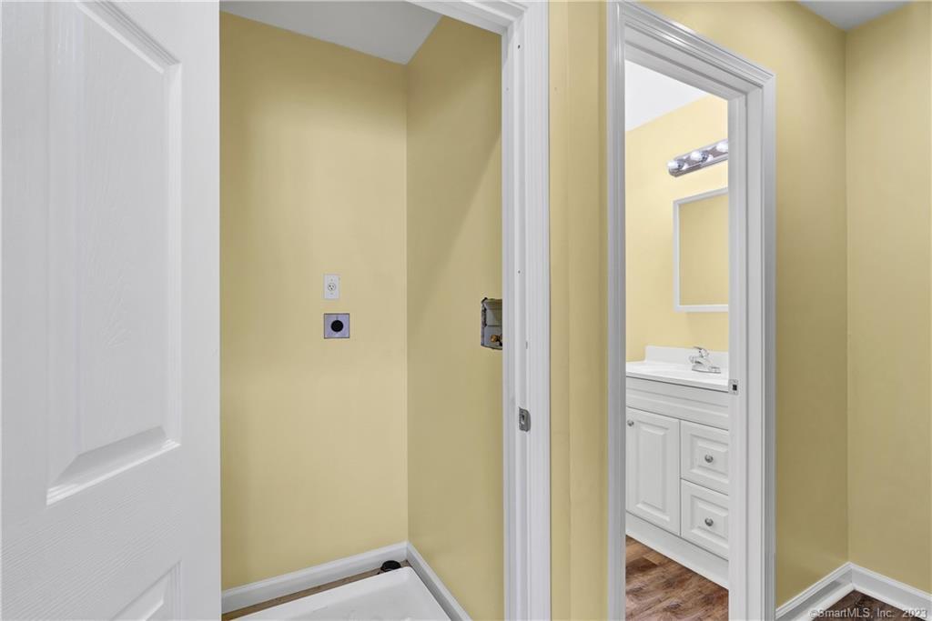 220 Alder Street, Unit 1 Waterbury, CT 06708 - Photo 13 of 23