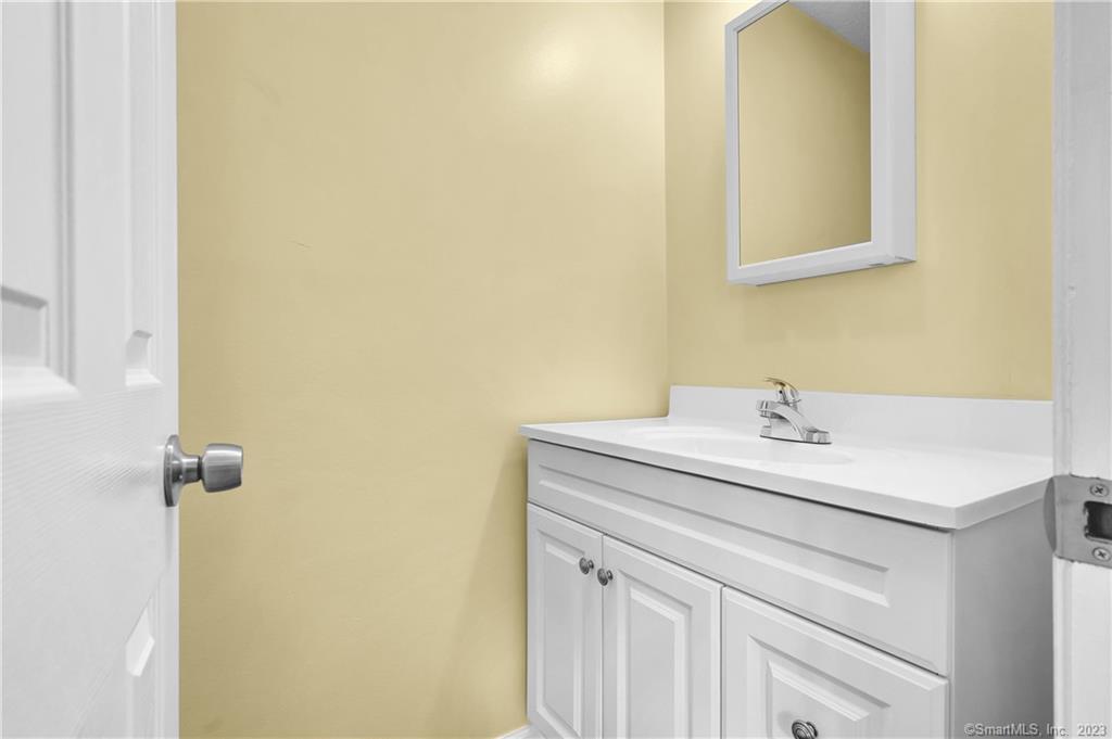 220 Alder Street, Unit 1 Waterbury, CT 06708 - Photo 16 of 23