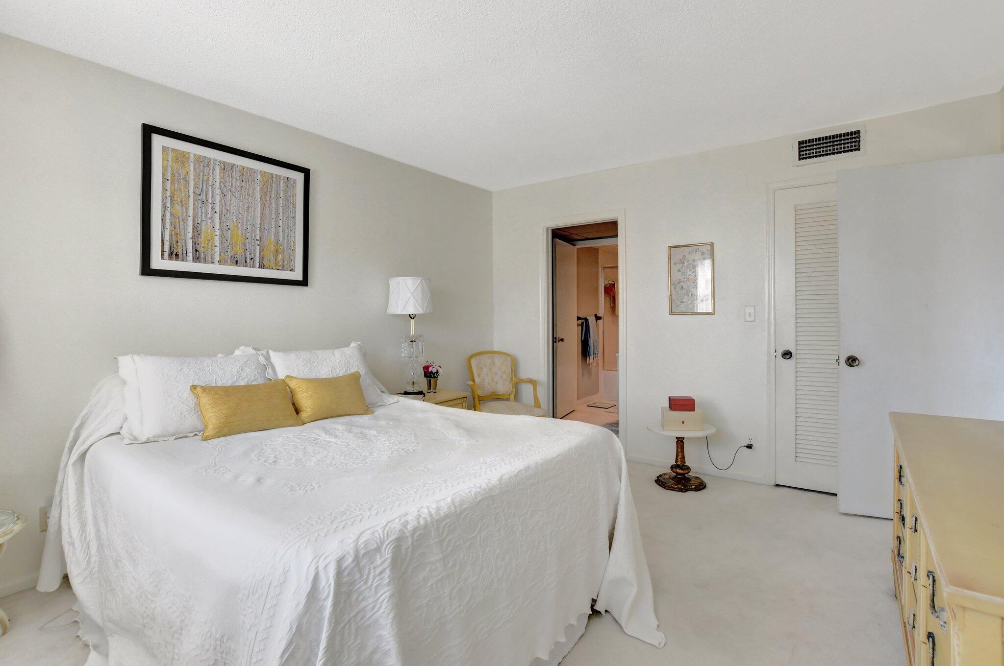 2871 North Ocean Boulevard, Unit R544 Boca Raton, FL 33431 - Photo 11 of 43 19-web-or-mls-DSC_0071
