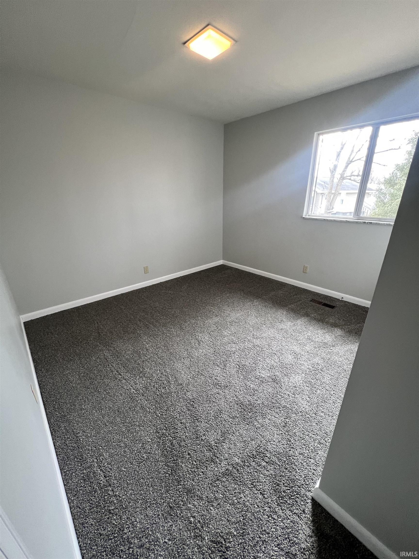 805 Ritterskamp Avenue Vincennes, IN 47591 - Photo 13 of 22 Gallery Image 13