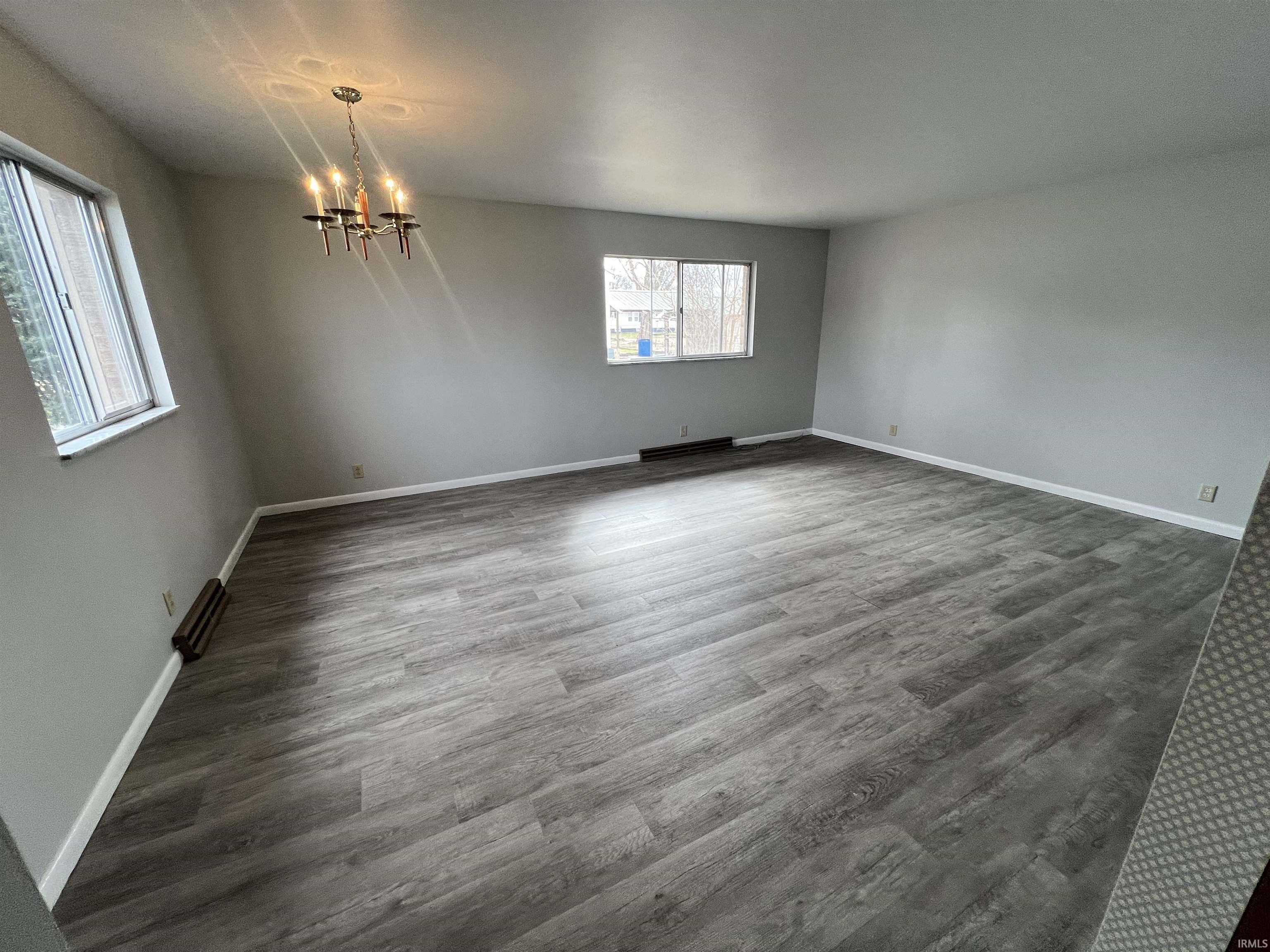 805 Ritterskamp Avenue Vincennes, IN 47591 - Photo 2 of 22 Gallery Image 2