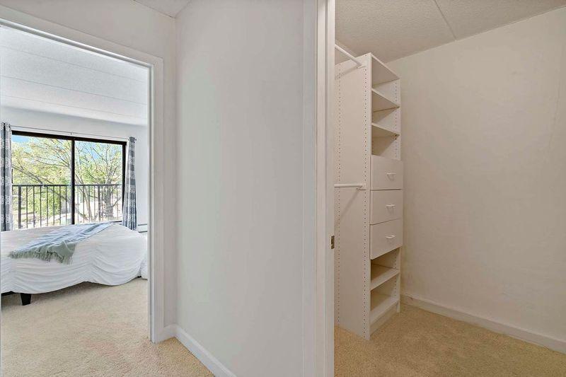 10411 Cedar Lake Road, Unit 413 Minnetonka, MN 55305 - Photo 16 of 31 Gallery Image 16