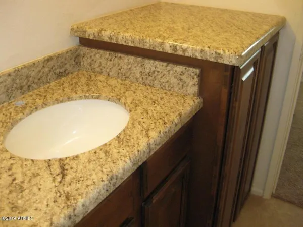 $1,695 | 3329 East Gelding Drive, Phoenix, AZ 85032