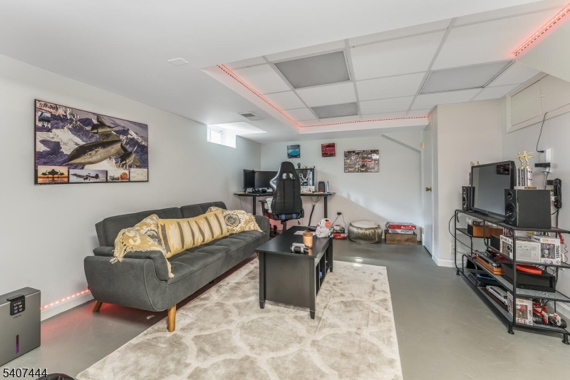 41 Franklin Road Mendham, NJ 07945 - Photo 35 of 47