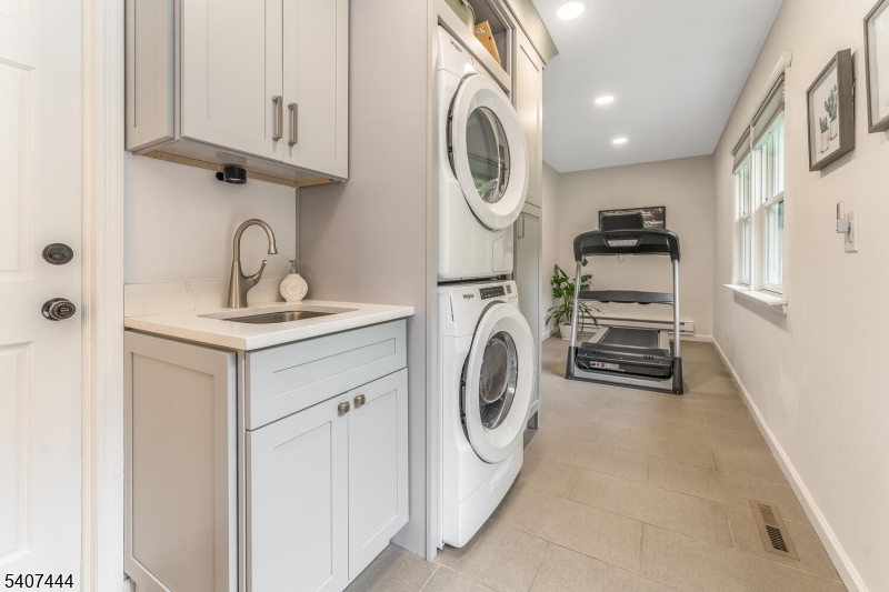 41 Franklin Road Mendham, NJ 07945 - Photo 6 of 47