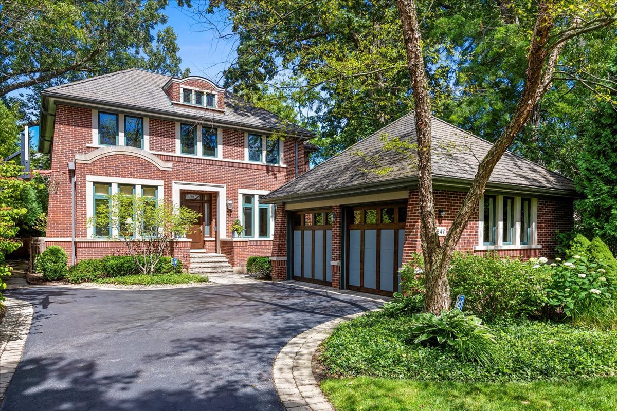 847 Valley Road Glencoe, IL 60022 - Photo 2 of 50