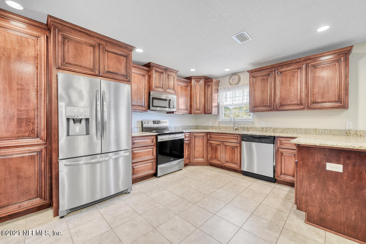 17079 Mcintosh Road Hilliard, FL 32046 - Photo 12 of 33 12