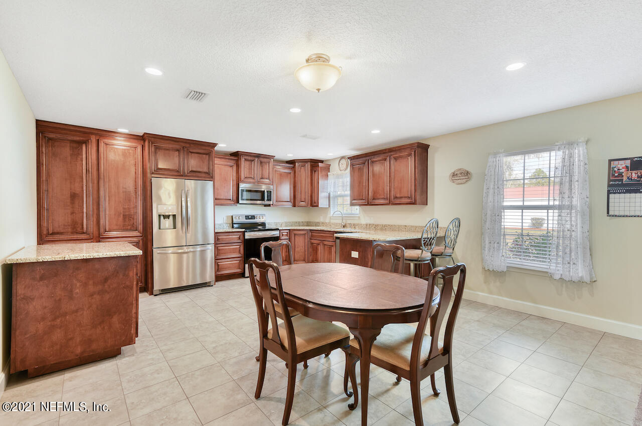17079 Mcintosh Road Hilliard, FL 32046 - Photo 14 of 33 10