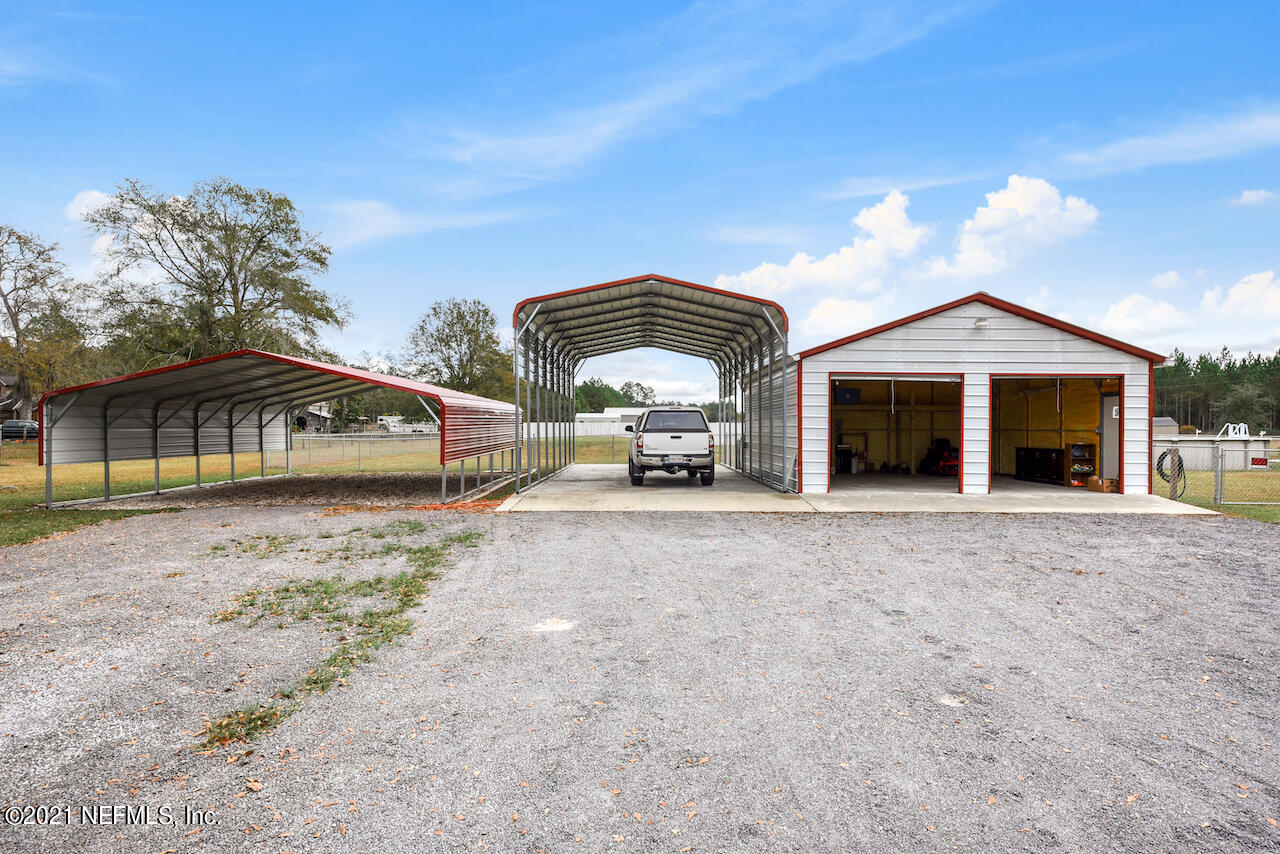 17079 Mcintosh Road Hilliard, FL 32046 - Photo 30 of 33 29