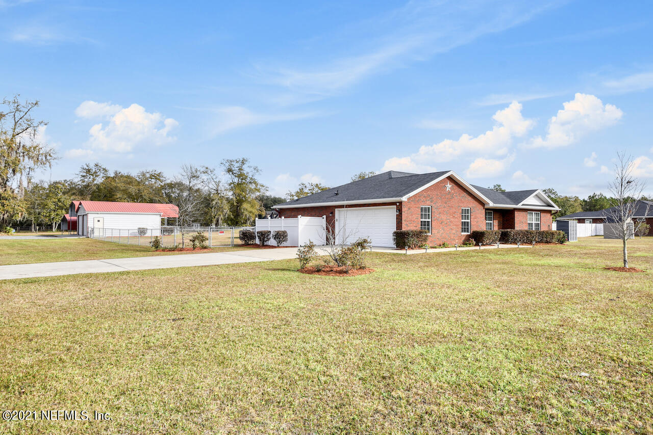 17079 Mcintosh Road Hilliard, FL 32046 - Photo 5 of 33 4