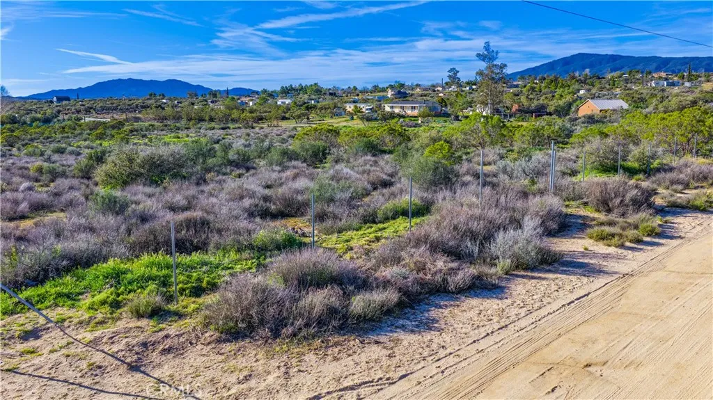 1 Apple Anza, CA 92539 - Photo 68 of 69