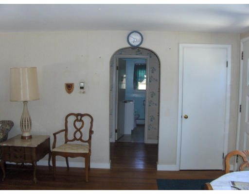10 Putnam Road Holden, MA 01520 - Photo 9 of 11 Gallery Image 9