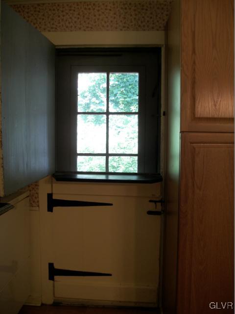838 Pheasant Run Road Effort, PA 18330 - Photo 13 of 23 a view of a room with window