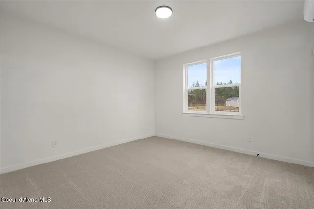 $439,900 | 351 East Grosbeak Avenue, Hayden, ID 83835