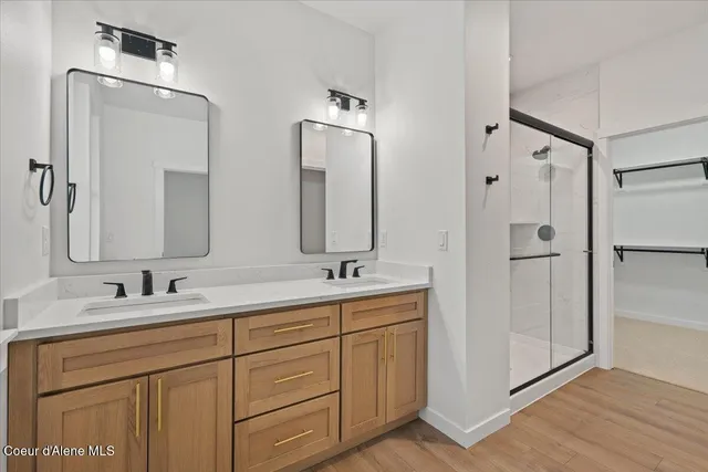 $439,900 | 351 East Grosbeak Avenue, Hayden, ID 83835