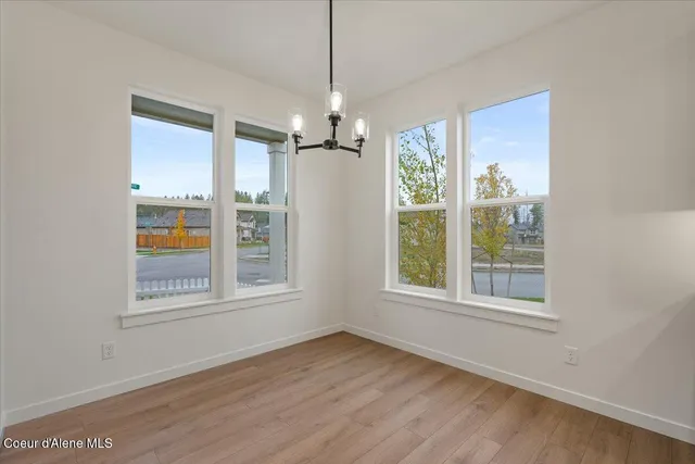 $439,900 | 351 East Grosbeak Avenue, Hayden, ID 83835