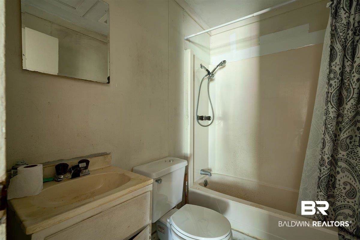 524 6th Avenue Mobile, AL 36611 - Photo 5 of 9